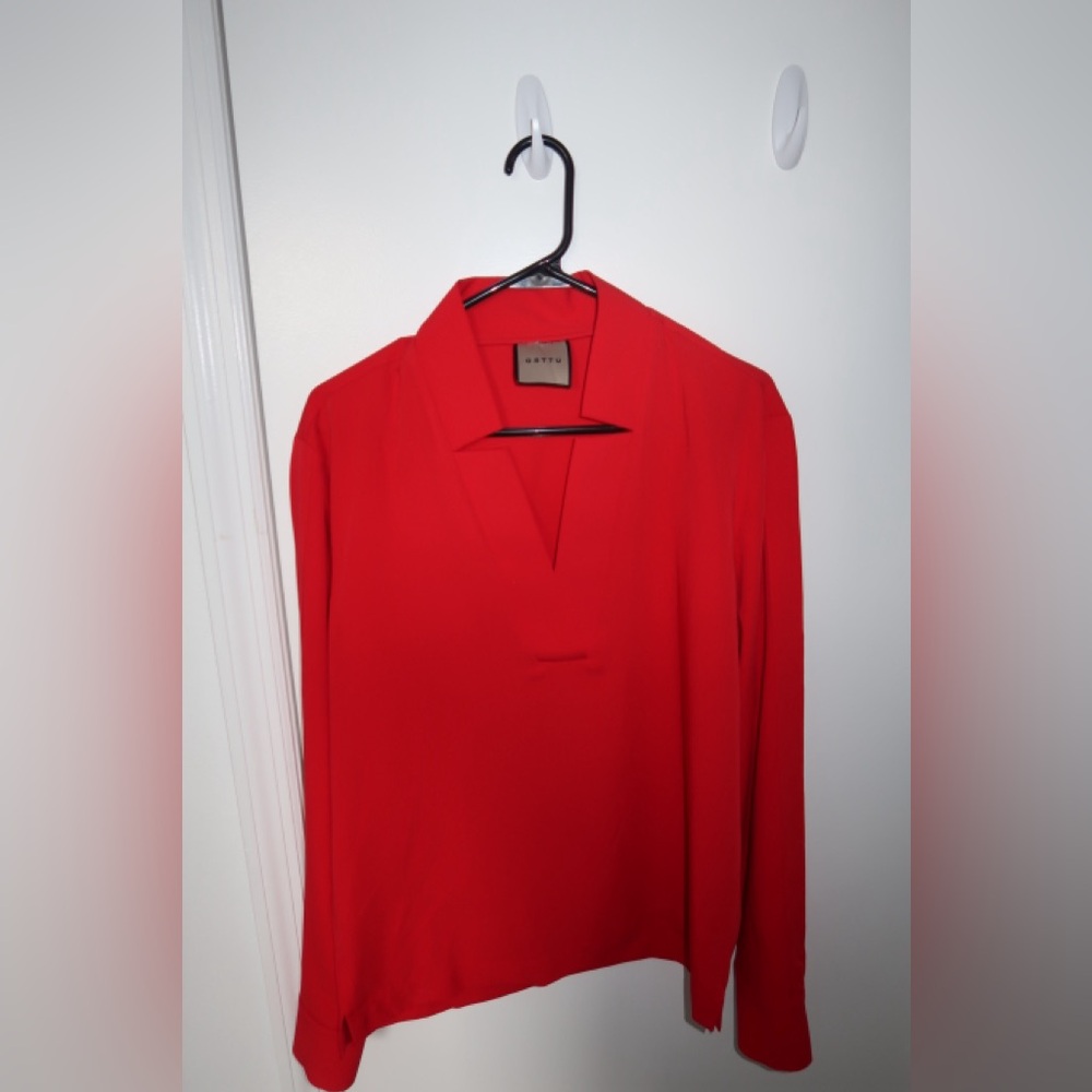 Star Neck Shirt Long Sleeve Red
FREE SHIPPING ★